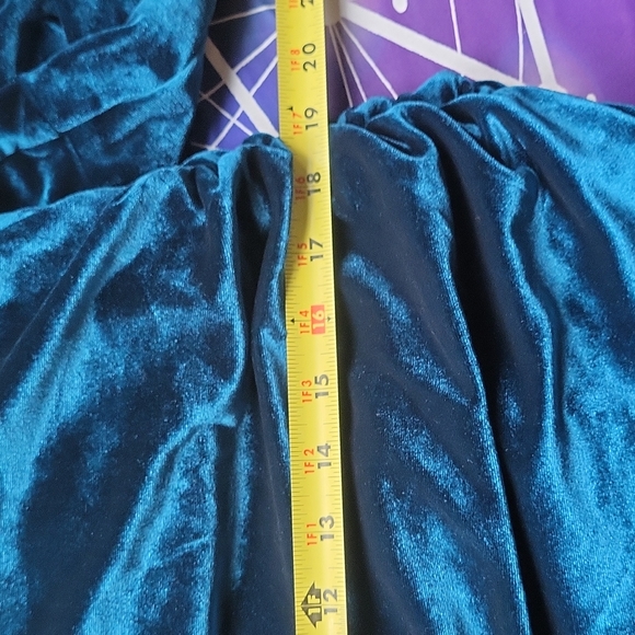 🦚 Brand new velvet wrap dress - Peacock blue - Picture 13 of 13
